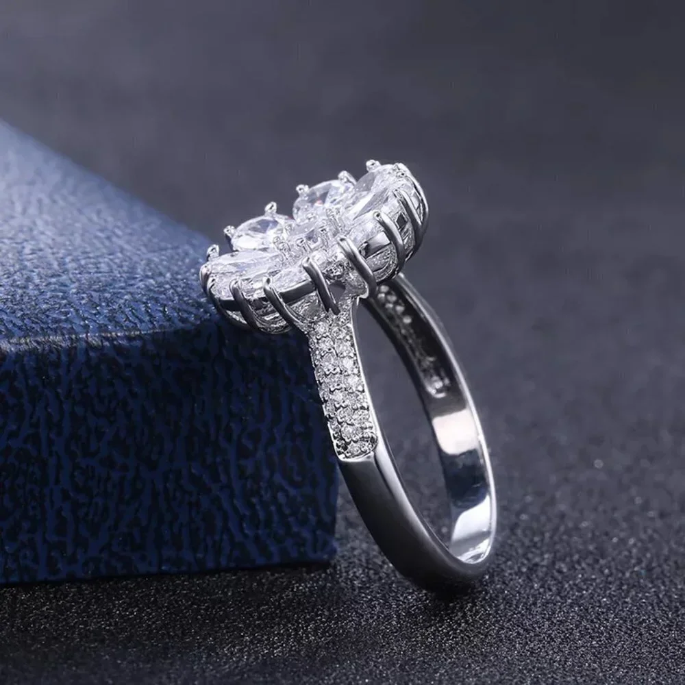 🎊 925 Silver Plated Beautiful White Flower CZ Wedding Ring, FB16FA1132